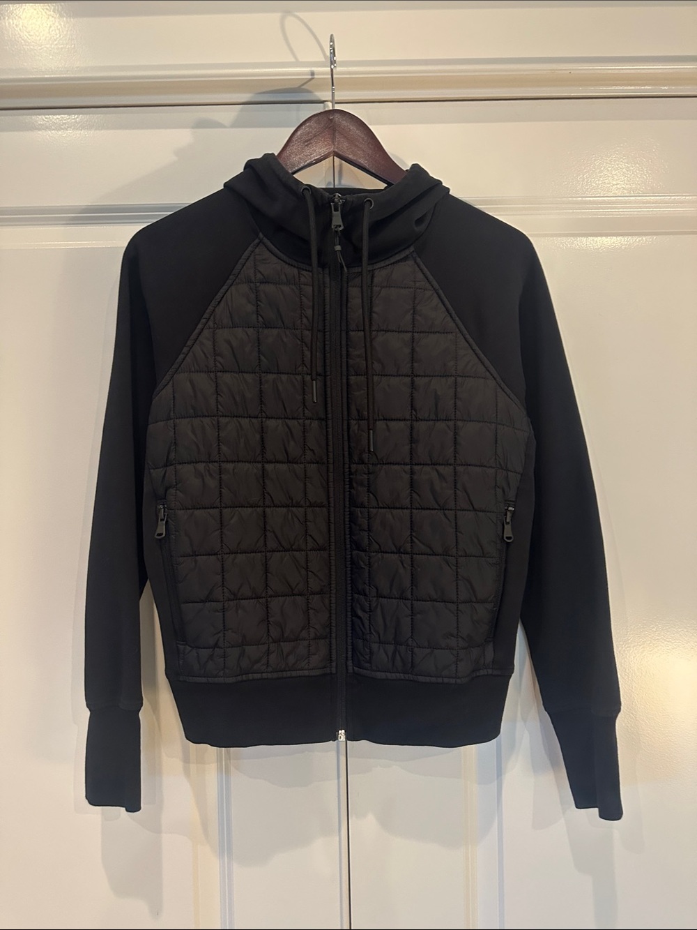 Old Navy dynamic fleece Black Quilted Zip-Up Hoodie Jacket small